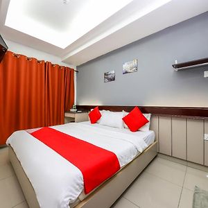 Oyo 317 Citytop Hotel